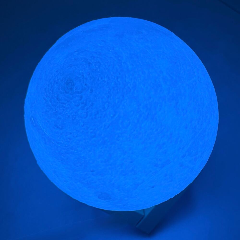 Lamp USB Cable Connection White Globe with Stand Color Changing